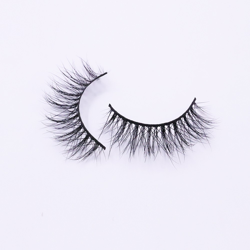 Uyiz eyelashes