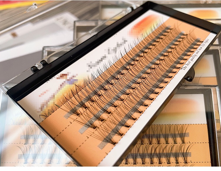 Uyiz eyelashes