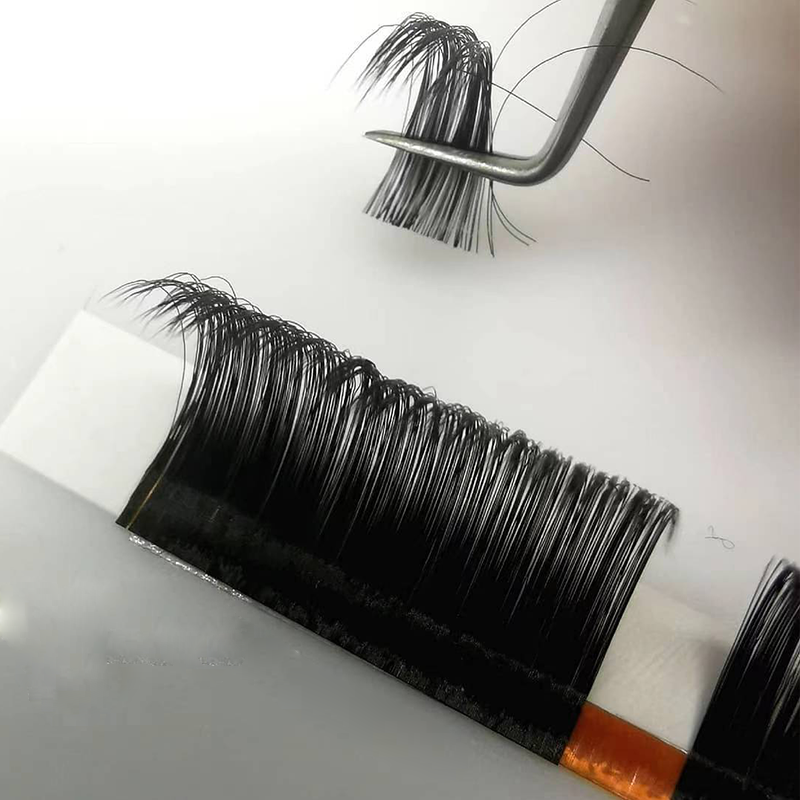 Uyiz eyelashes