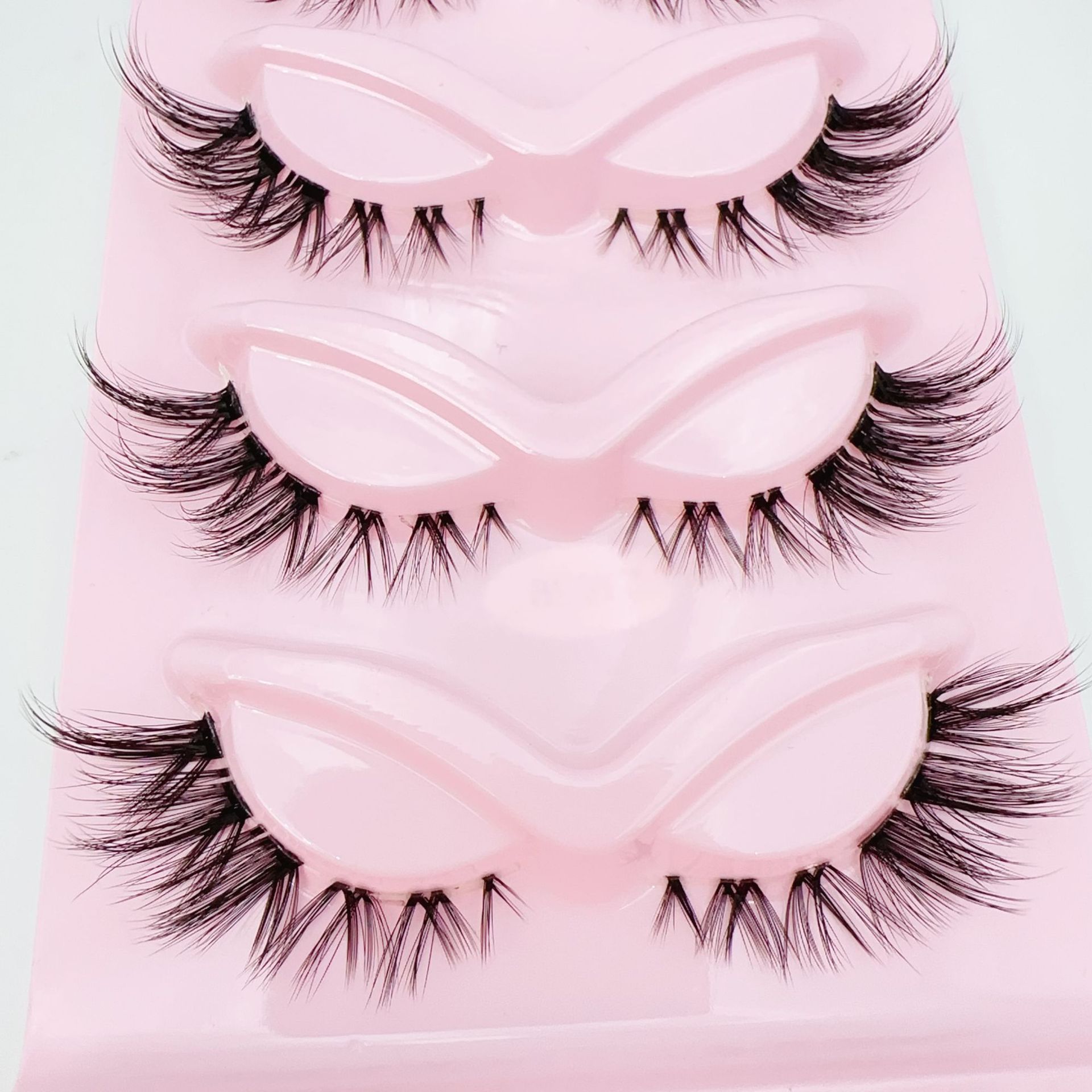 Uyiz eyelashes